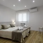 Vut Vera Valle 아파트 *